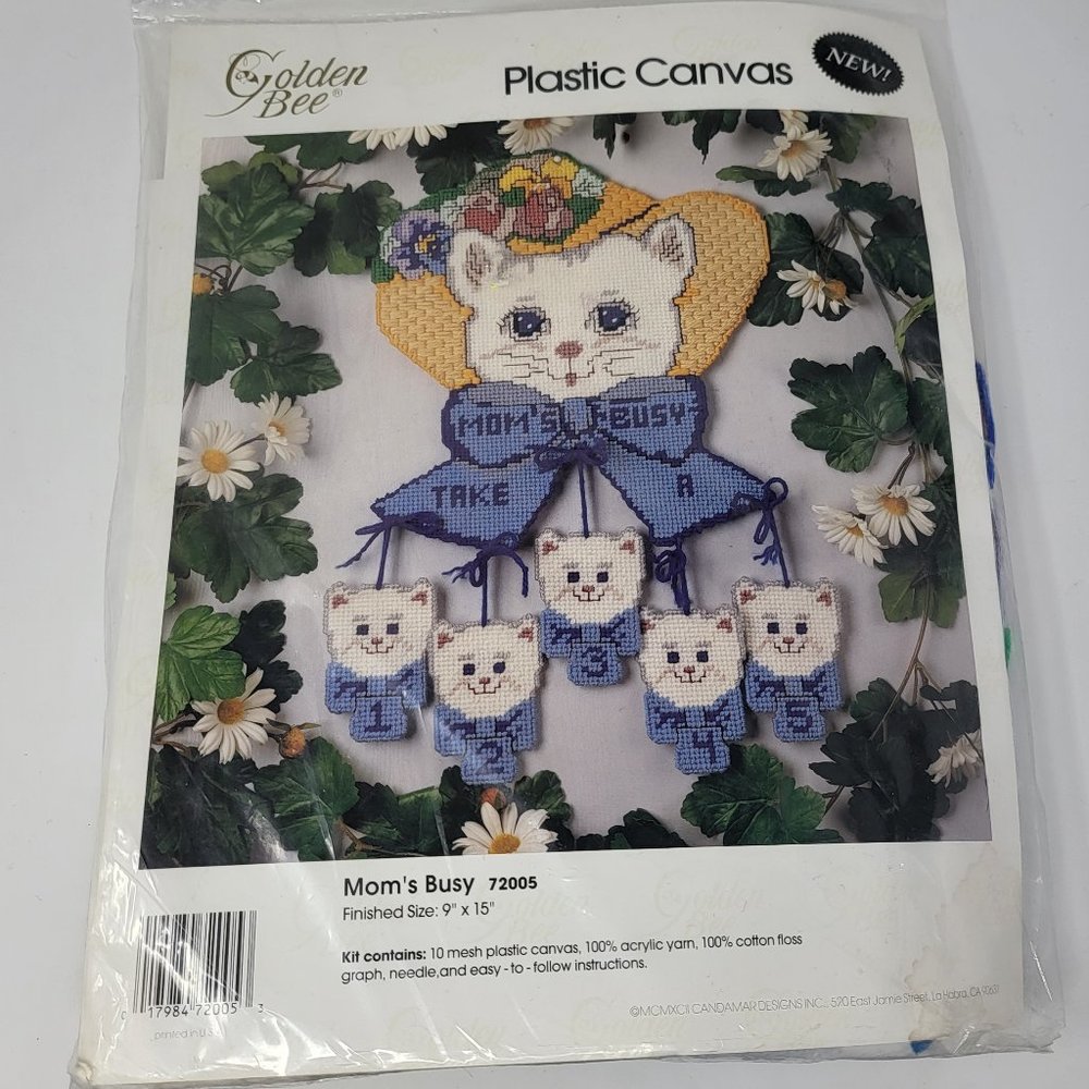 Golden Bee Plastic Canvas‎ Moms Busy Kit Cat Kittens 72005 Vintage 9" X 15"